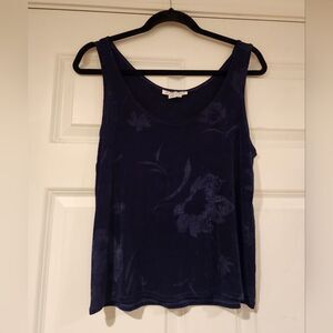 Donna Jessica navy blue floral soft sleeveless blouse